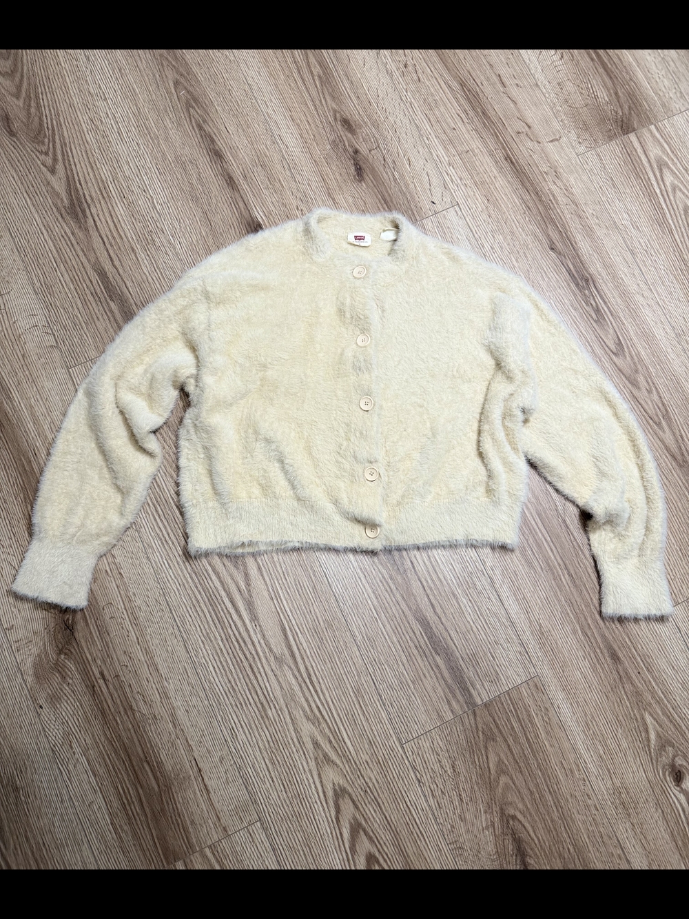 Levi's Light Cream Fuzzy Cropped Button Cardigan